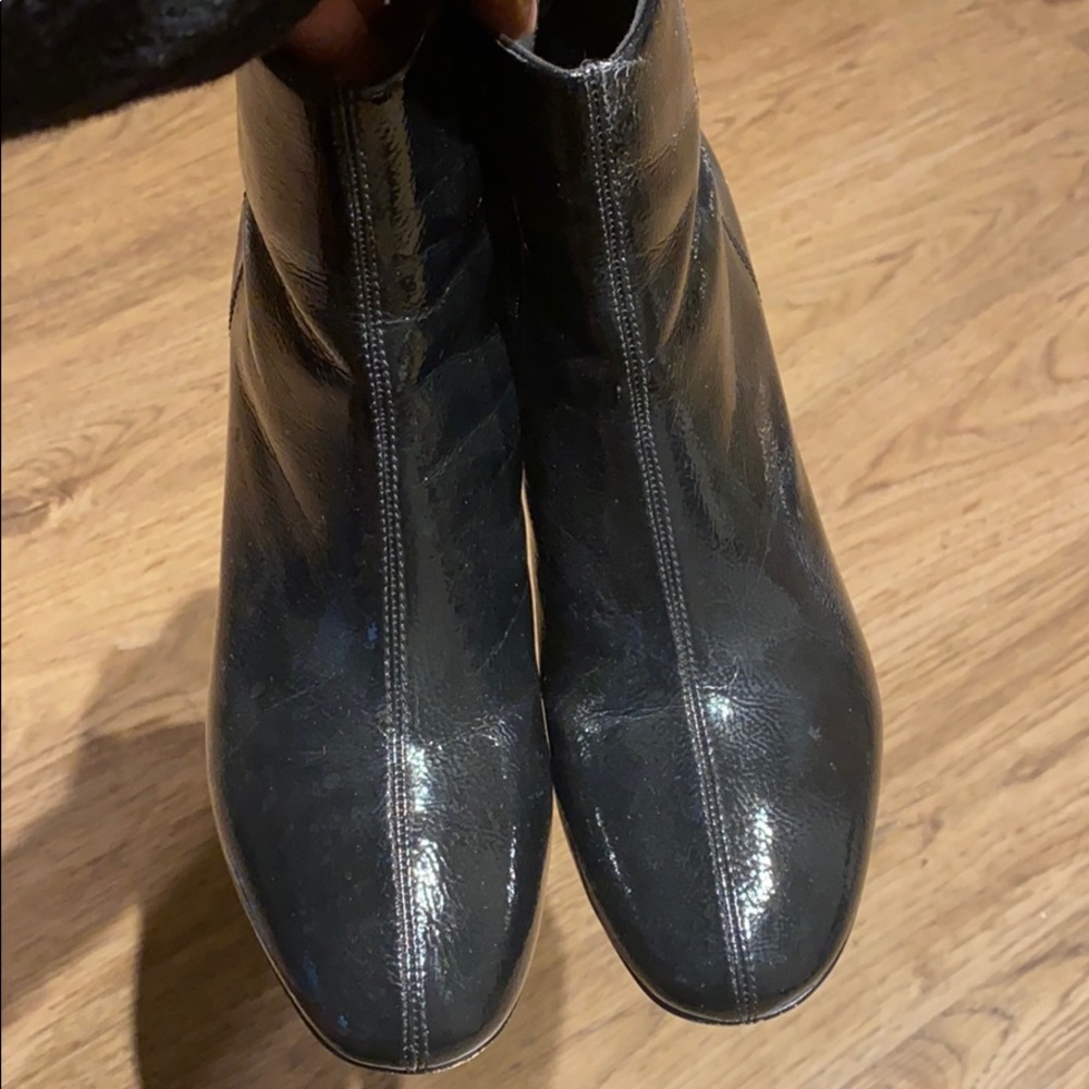 Reserved Clark Patent leather booties